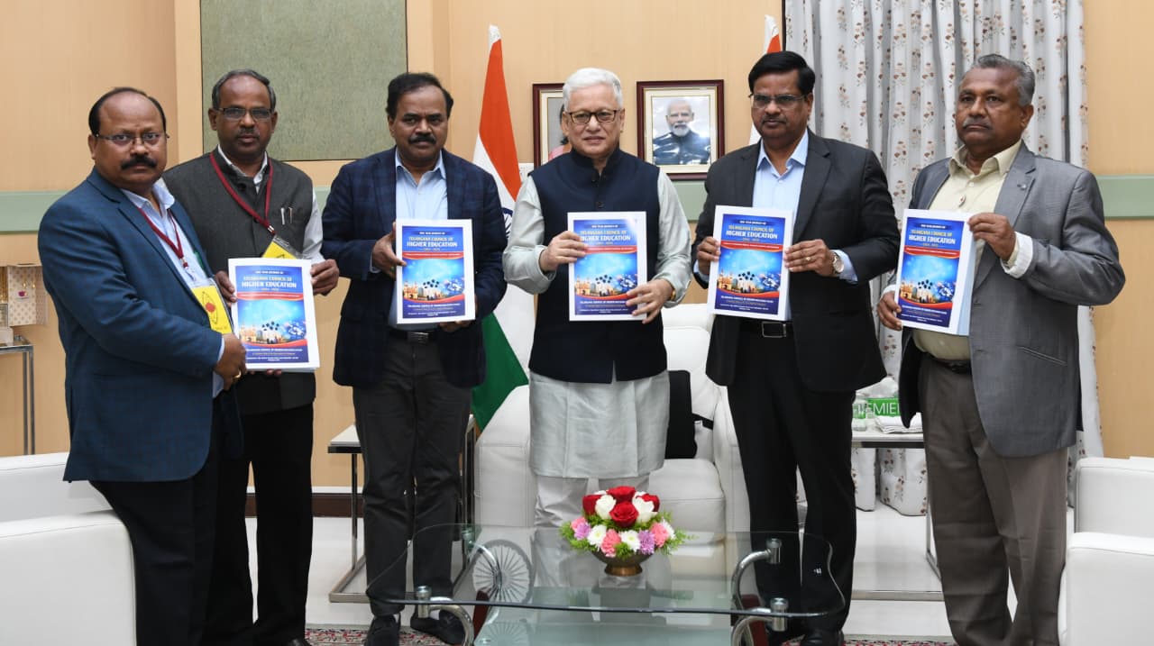Prof. V. Balakista Reddy, Chairman, TGCHE along with his team - Prof. E. Purushotham, Vice Chairman- I, Prof. SK. Mahmood, Vice Chairman- II, and Prof. Sriram Venkatesh, Secretary, submitted a report on the initiatives and reforms undertaken by the TGCHE to Shri. Jishnu Dev Varma, Honorable Governor of Telangana on 5 January 2026.
