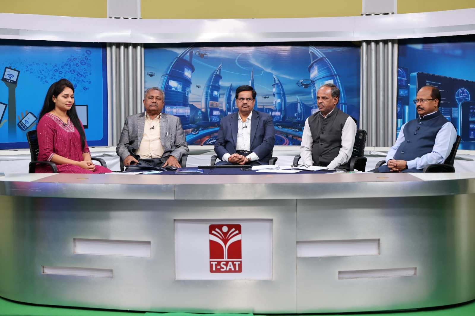 Prof. V. Balakista Reddy, Chairman, Prof. E. Purushotham, Vice Chairman- I, Prof. SK. Mahmood, Vice Chairman-II, and Prof. Sriram Venkatesh, Secretary addressed the students through an Interactive Programme on UG/PG Courses in New & Emerging Areas conducted by the TGCHE in collaboration with T-SAT on  17 March 2026.