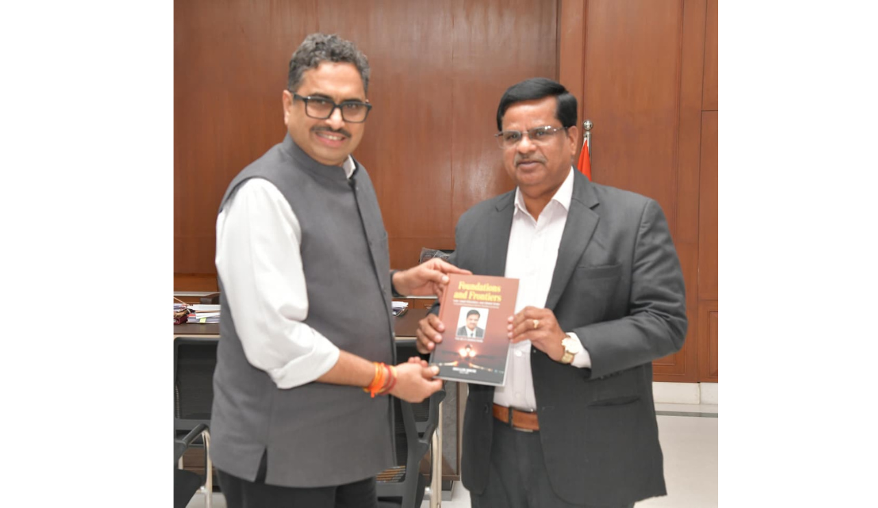 Prof. V. Balakista Reddy, Chairman, TGCHE, met Shri. Sanjay Jaju, IAS, Honourable Chief-Secretary of Telangana, on 22 July 2026 to apprise him of the initiatives taken by TGCHE to usher in reforms in the Higher Education ecosystem. 