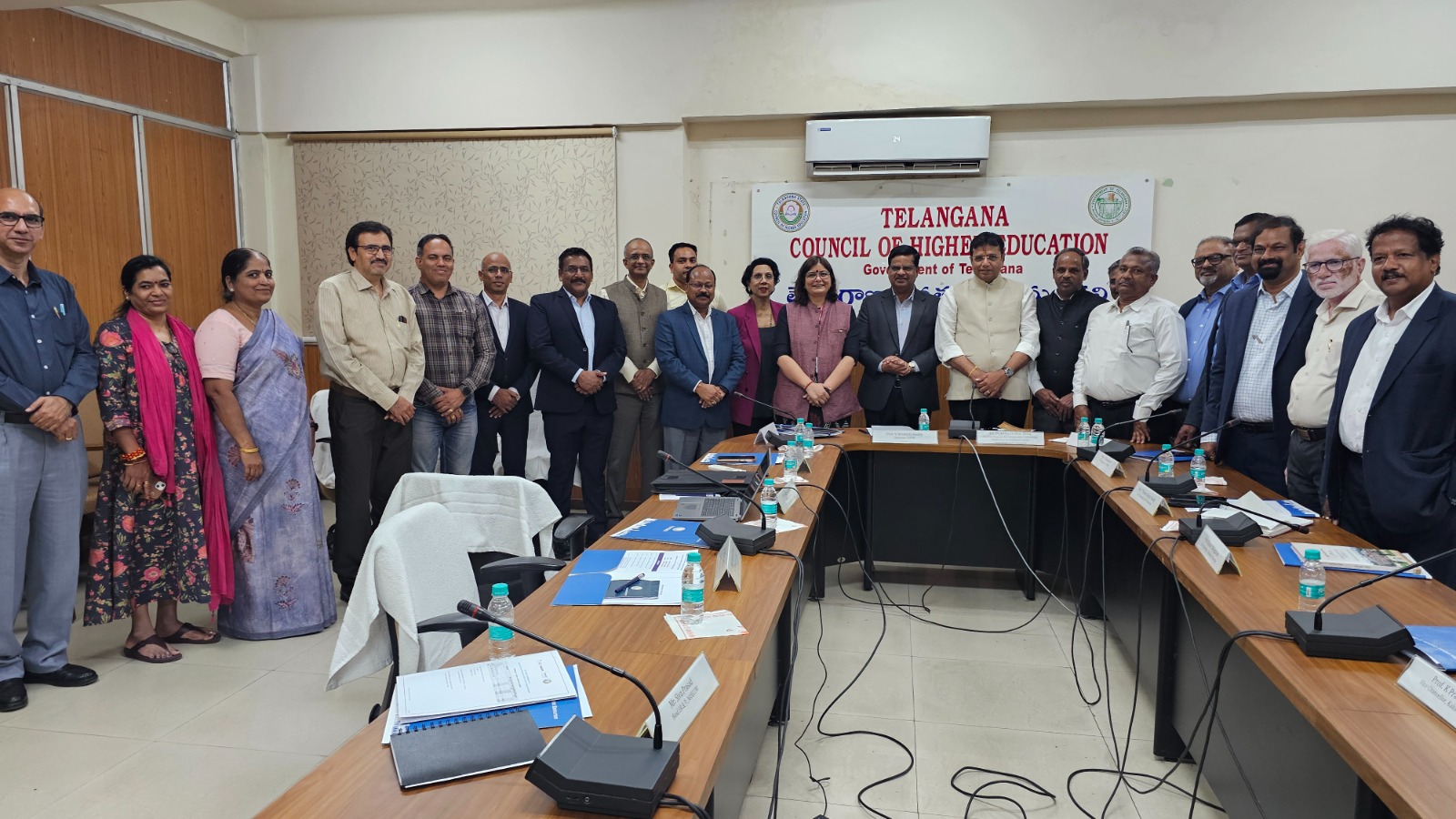 Vice Chancellors of OU,KU,MGU,JNTUH &RGUKT also participated in MOU program